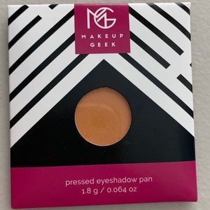 Makeup Geek - Chickadee